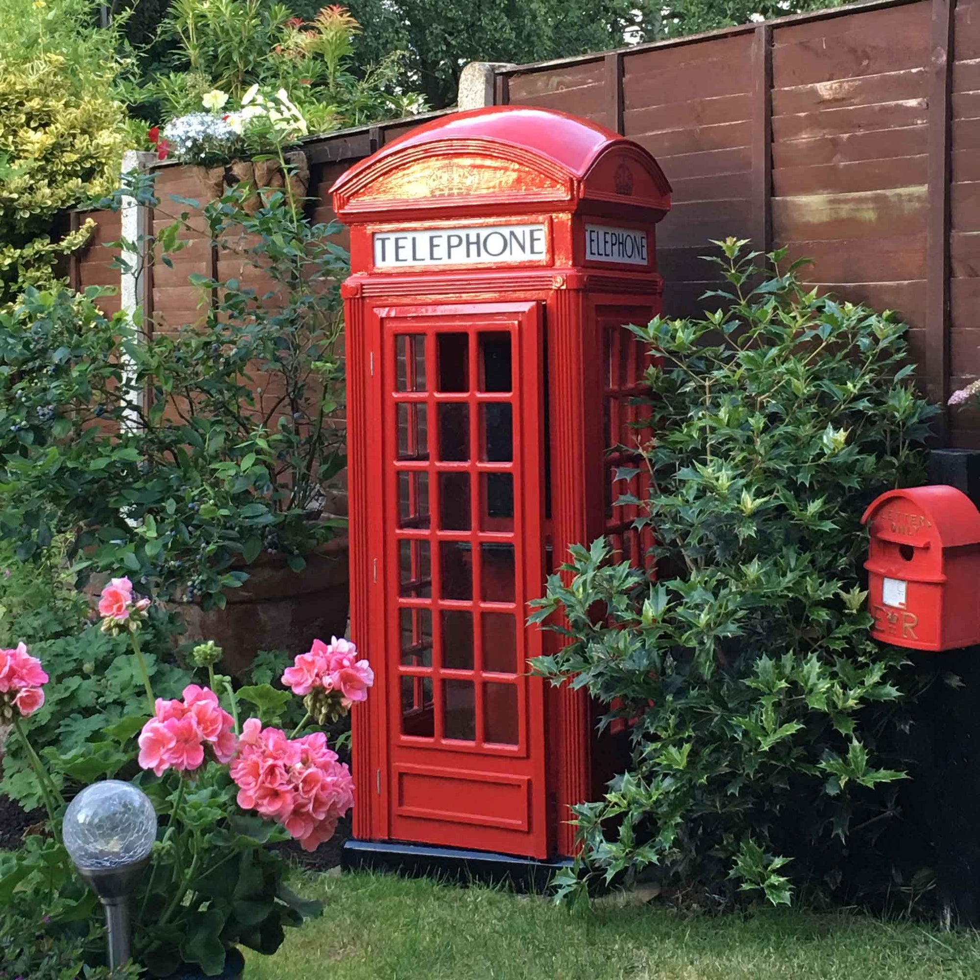 Garden Red Telephone Box | Warden's Crafts & Creations | English Country Garden